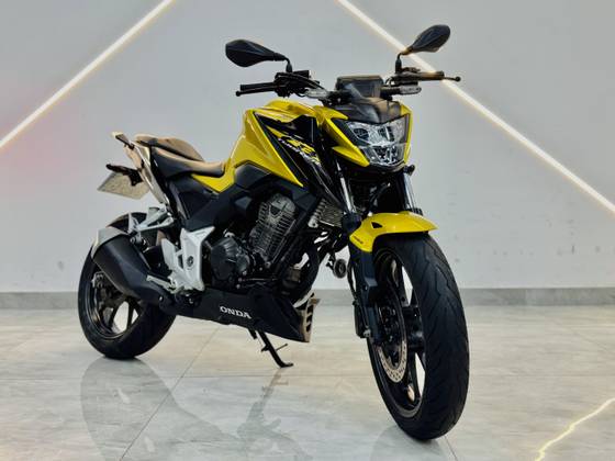 HONDA CB 300F TWISTER ABS HONDA CB 300F TWISTER ABS